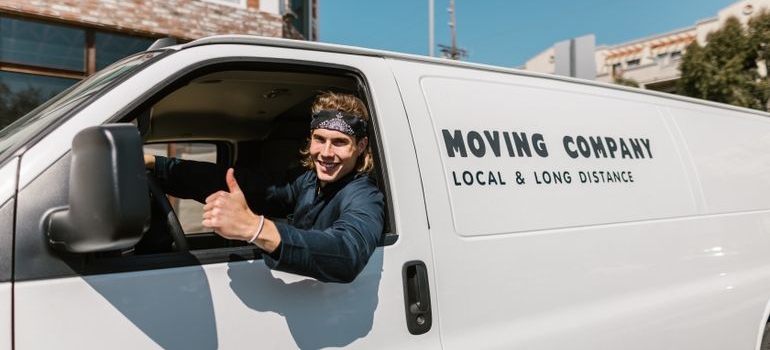 A mover in the van